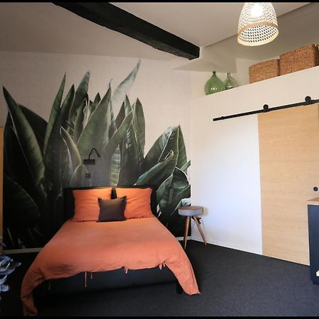 Leden Apartment Lissieu ภายนอก รูปภาพ