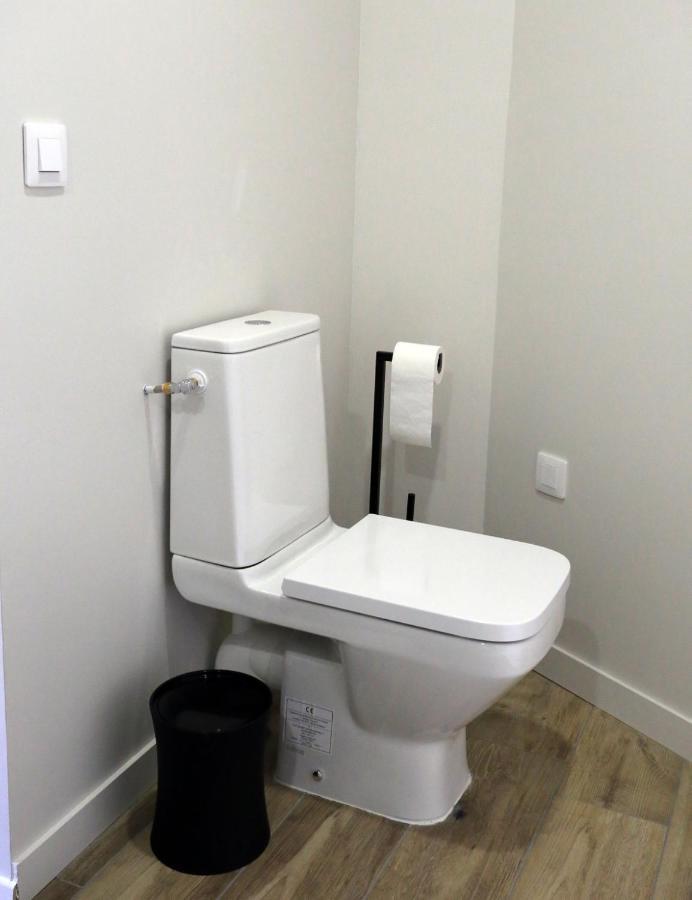 Leden Apartment Lissieu ภายนอก รูปภาพ